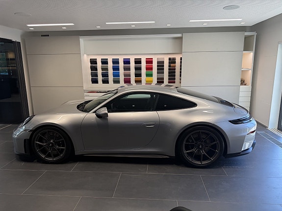 Porsche 911 GT3 6 of 29