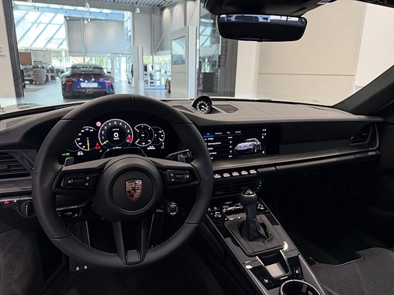 Porsche 911 GT3 25 of 29