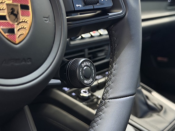 Porsche 911 GT3 28 of 29