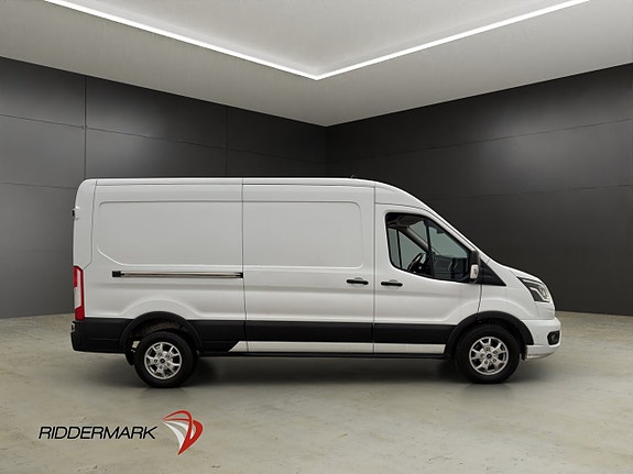 Ford Transit 2 of 5