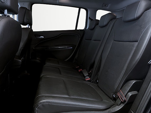 Opel Zafira Tourer 14 of 18