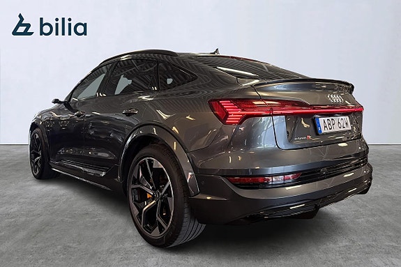 Audi e-tron 4 of 25