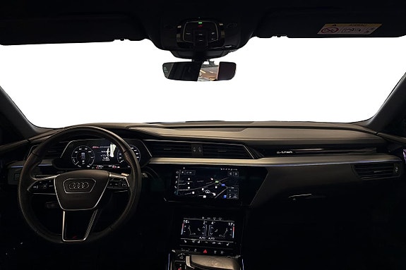 Audi e-tron 20 of 25
