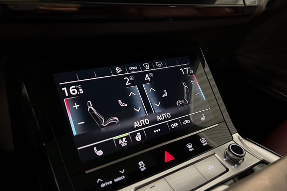 Audi e-tron 21 of 25