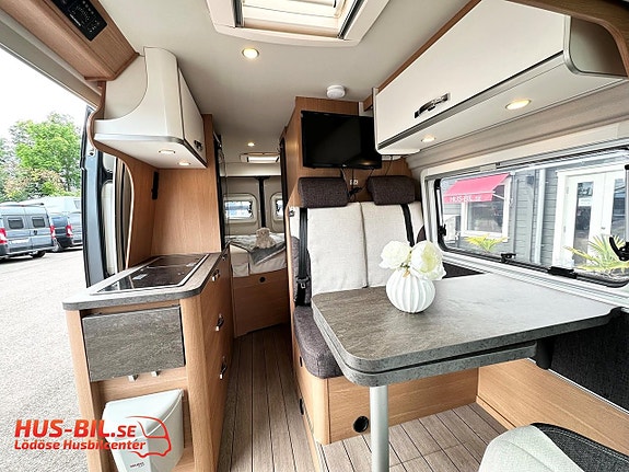 Weinsberg CaraBus R47 / Solpanel / Litium 3 of 5
