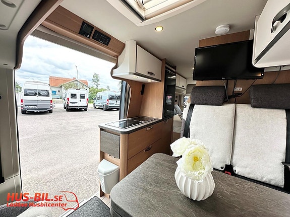 Weinsberg CaraBus R47 / Solpanel / Litium 4 of 5
