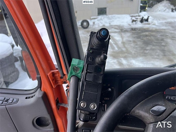VOLVO FH16 8X4 Lastväxlare (579,000:- ex moms) 18 of 24