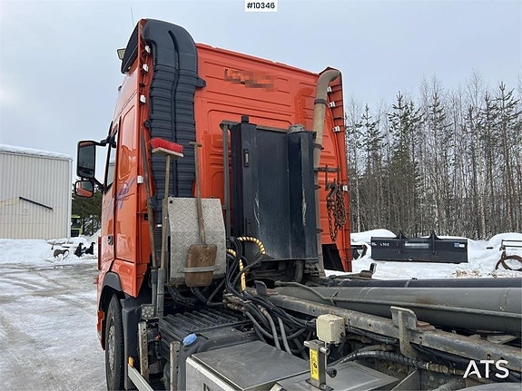 VOLVO FH16 8X4 Lastväxlare (579,000:- ex moms) 12 of 24