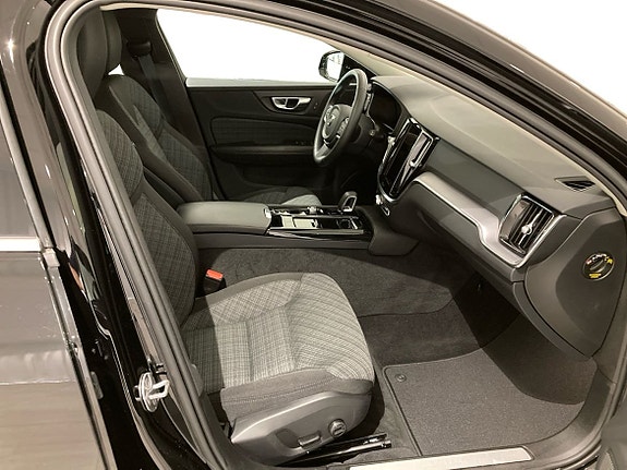 Volvo V60 5 of 5