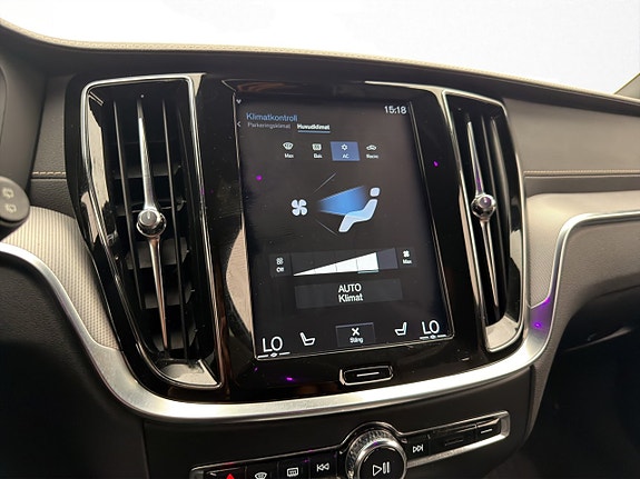 Volvo V60 22 of 30