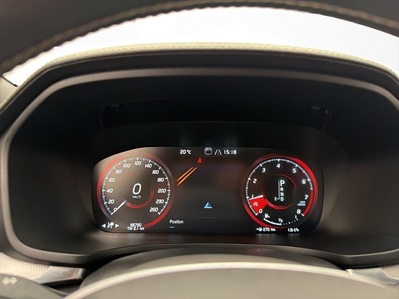 Volvo V60 17 of 30