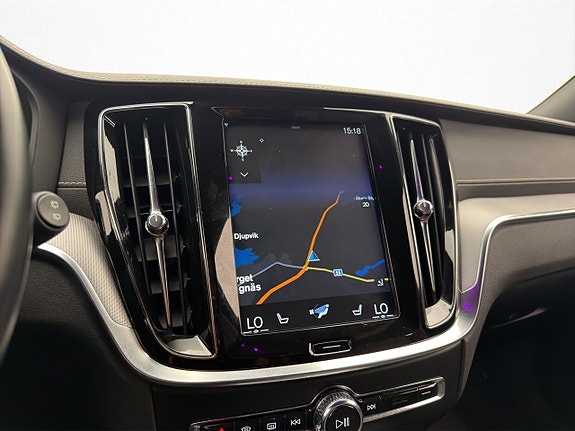 Volvo V60 24 of 30