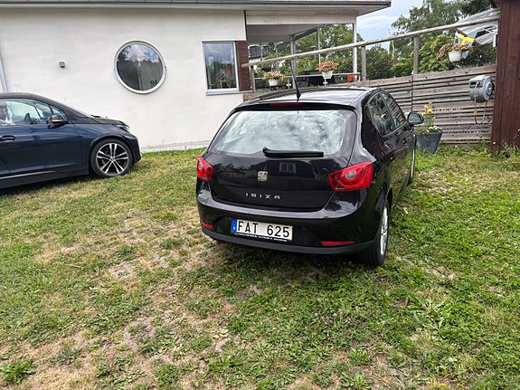 Seat Ibiza 5 of 7
