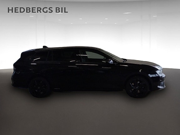 Opel Astra 2 of 5