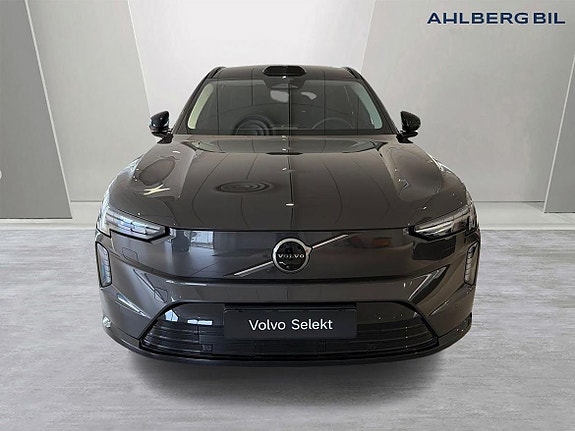 Volvo EX90 4 of 21