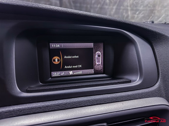Volvo V40 24 of 25