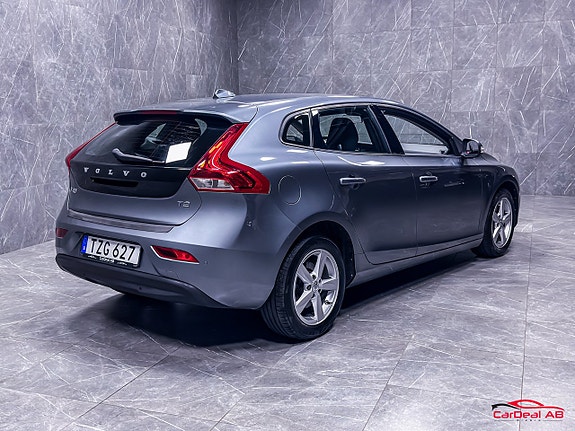 Volvo V40 5 of 5