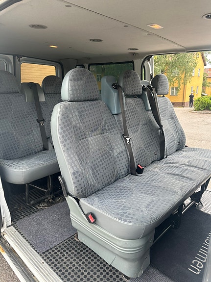 Ford Transit 7 of 10