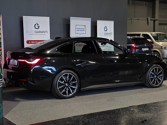BMW i4 6 of 30