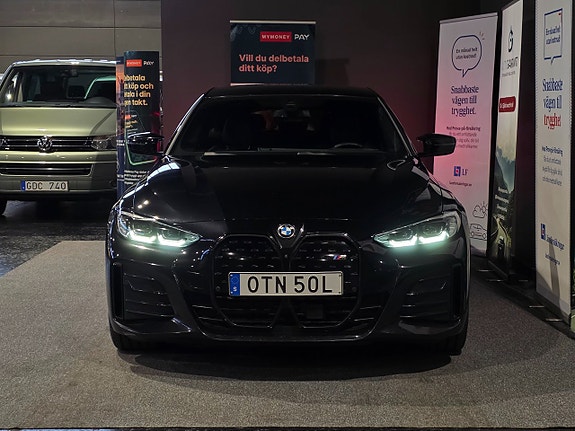 BMW i4 7 of 30