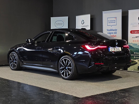 BMW i4 9 of 30