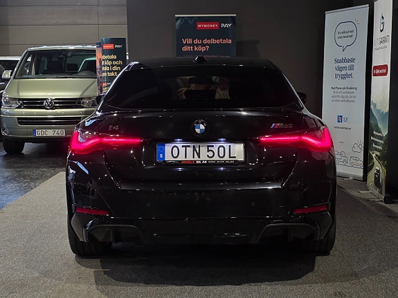 BMW i4 8 of 30