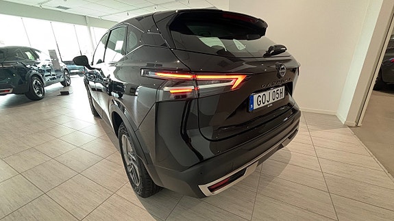 Nissan Qashqai 4 of 5
