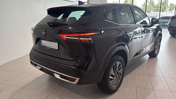 Nissan Qashqai 3 of 5