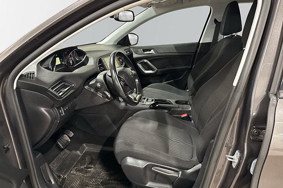 Peugeot 308 SW 5 of 5