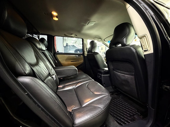 Volvo V70 16 of 22