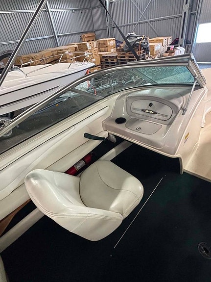 Beg. Sea ray 185 Sport & Mercruiser 4,3L 220 hk -00 6 of 8