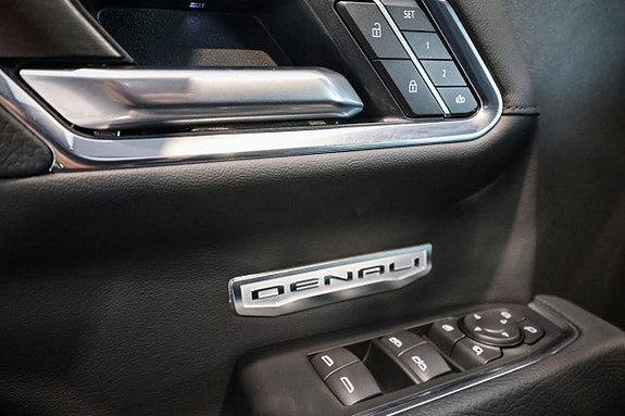 GMC Sierra 29 of 30