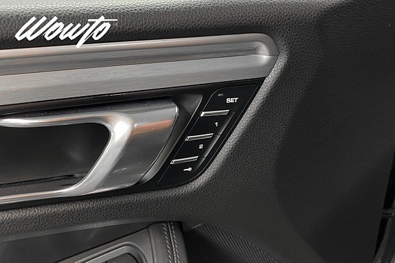 Porsche Macan GTS 9 of 22