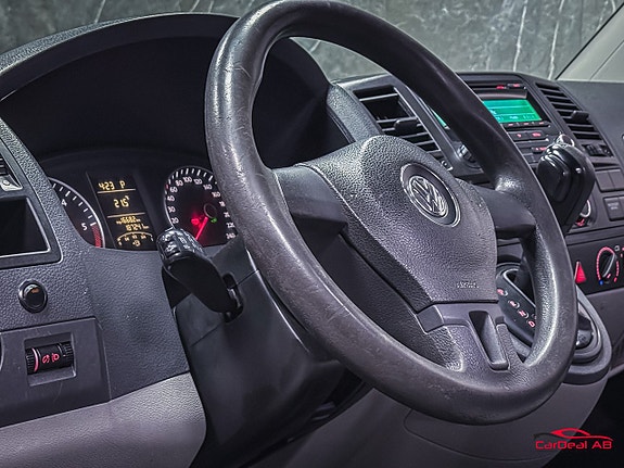 Volkswagen Transporter 12 of 25