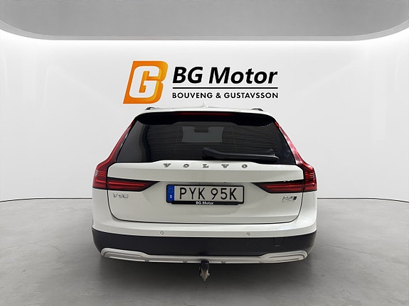 Volvo V90 Cross Country 5 of 22