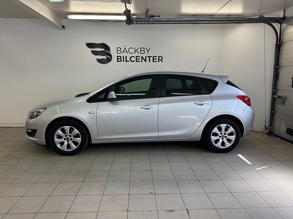 Opel Astra 2 of 5