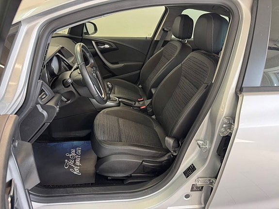 Opel Astra 10 of 17