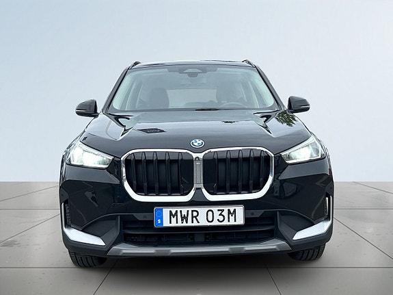 BMW X1 2 of 5