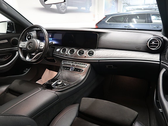 Mercedes-Benz E300 de 18 of 30