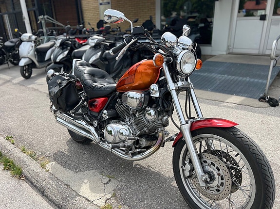 Yamaha XV1100 2 of 5