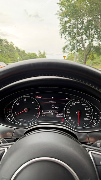 Audi A7 10 of 12