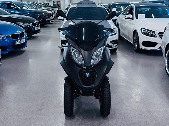 Piaggio MP3 400 HPE 11 of 11