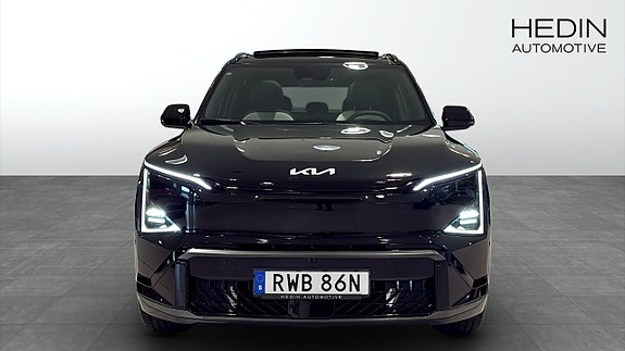 Kia EV5 2 of 23