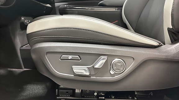 Kia EV5 16 of 23