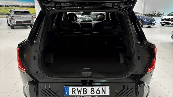 Kia EV5 8 of 23