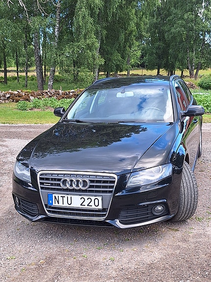 Audi A4 3 of 5