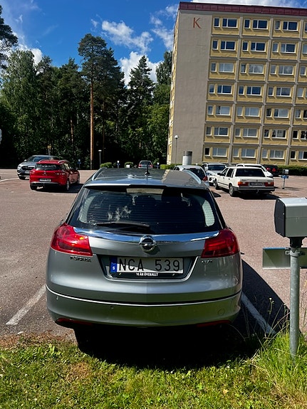Opel Insignia 3 of 5