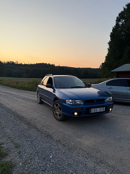 Subaru Impreza 2 of 4