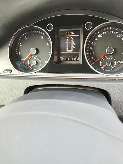 Volkswagen Passat 11 of 11