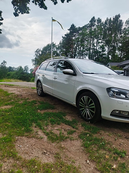 Volkswagen Passat 3 of 5
